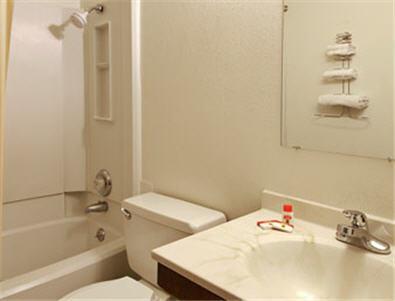 Super 8 By Wyndham Las Cruces University Area Δωμάτιο φωτογραφία
